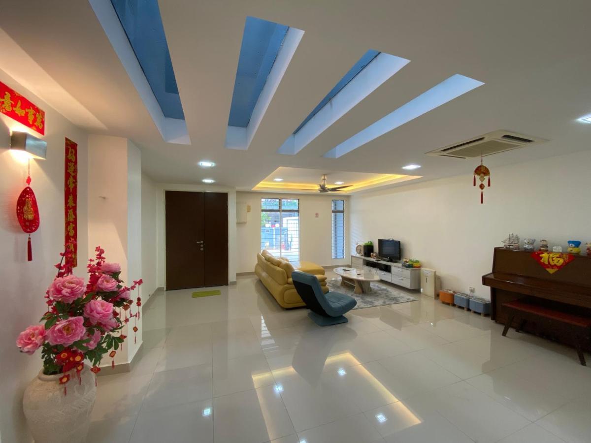Entire Residential Home•Jia Residences Bkt Serdang沙登温暖的家 Seri Kembangan Exteriér fotografie