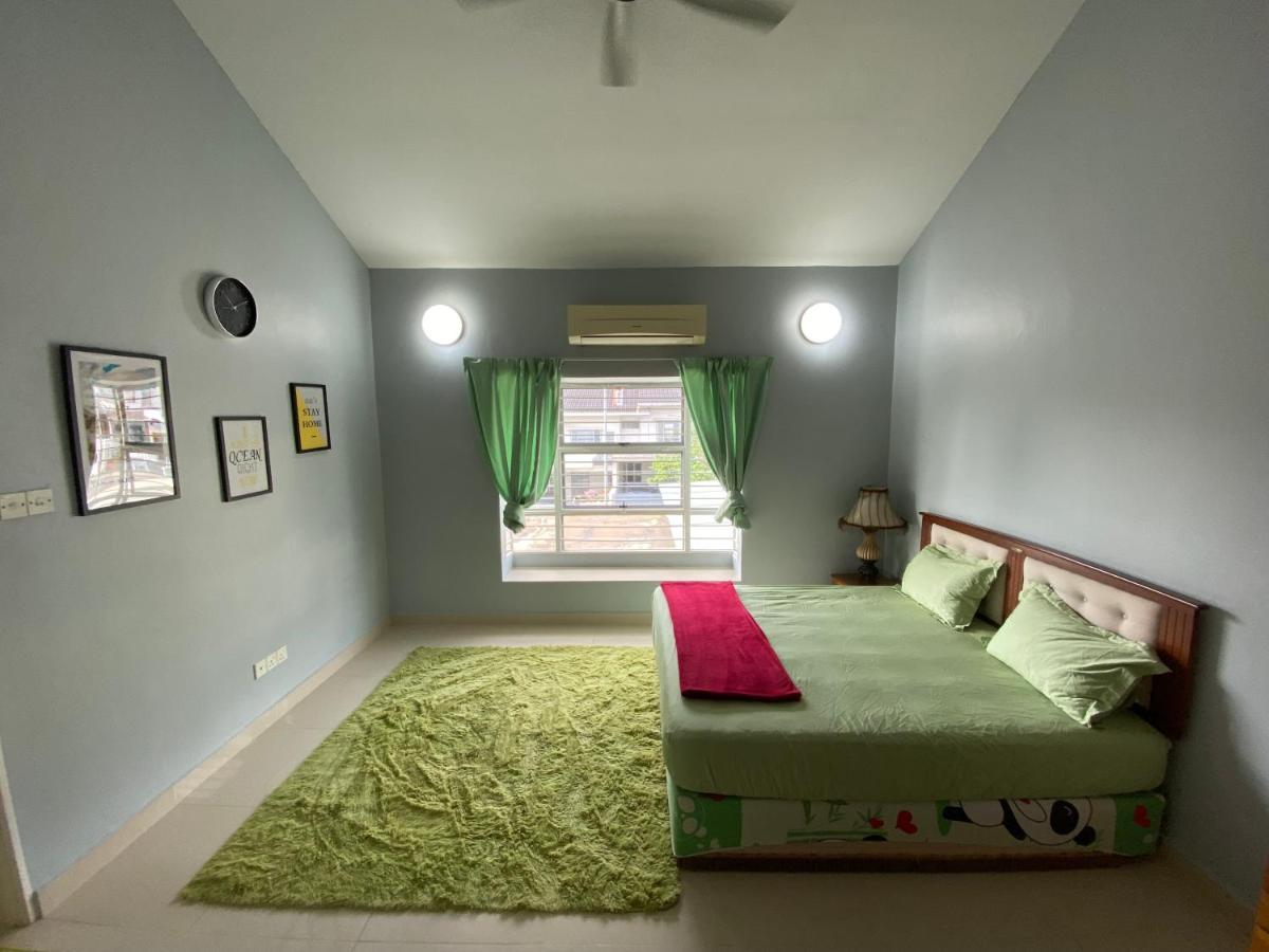 Entire Residential Home•Jia Residences Bkt Serdang沙登温暖的家 Seri Kembangan Exteriér fotografie